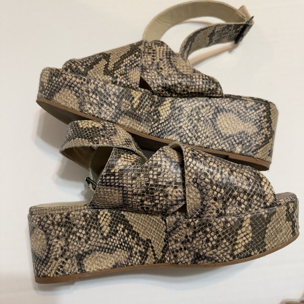 Coconuts tan and brown snakeskin sandals with a boho vibe #festivalvibes